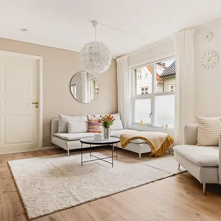 Apartment Dinbnb I Unique Opportunity I 350m To Bryggen I Quiet
