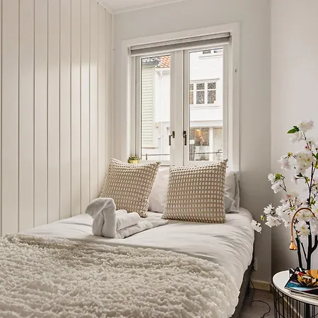 Apartment Dinbnb I Unique Opportunity I 350m To Bryggen I Quiet Bergen